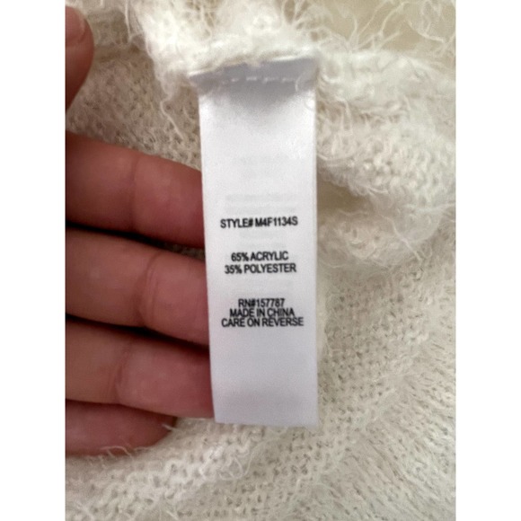 INNER CIRCLE Soft Fuzzy Wrap Sweater White, Med - Picture 8 of 9